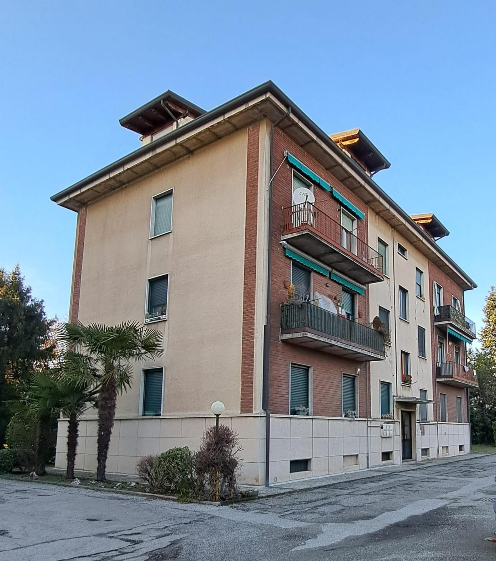 Casa Paola - Stazione 400 Mt - Free Wifi Apartment Arcore Exterior foto